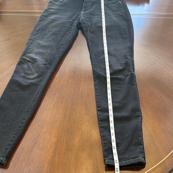 Emporio Armani Push Up Black Skinny Jeans – Size 27 | Stretch Denim - Picture 5 of 15